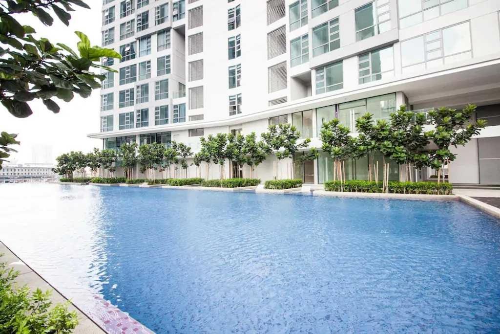 Pangsapuri The Robertson Residences *